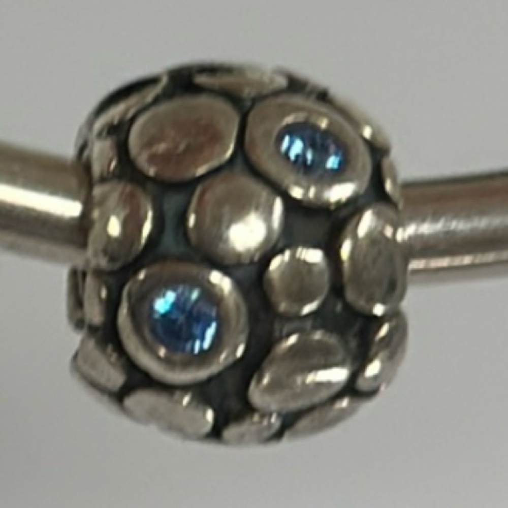 Pandora charm crystals​